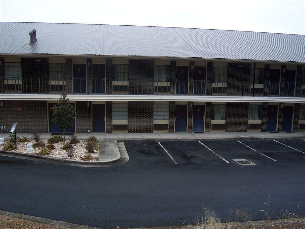 Days Inn Guntersville Exteriör bild