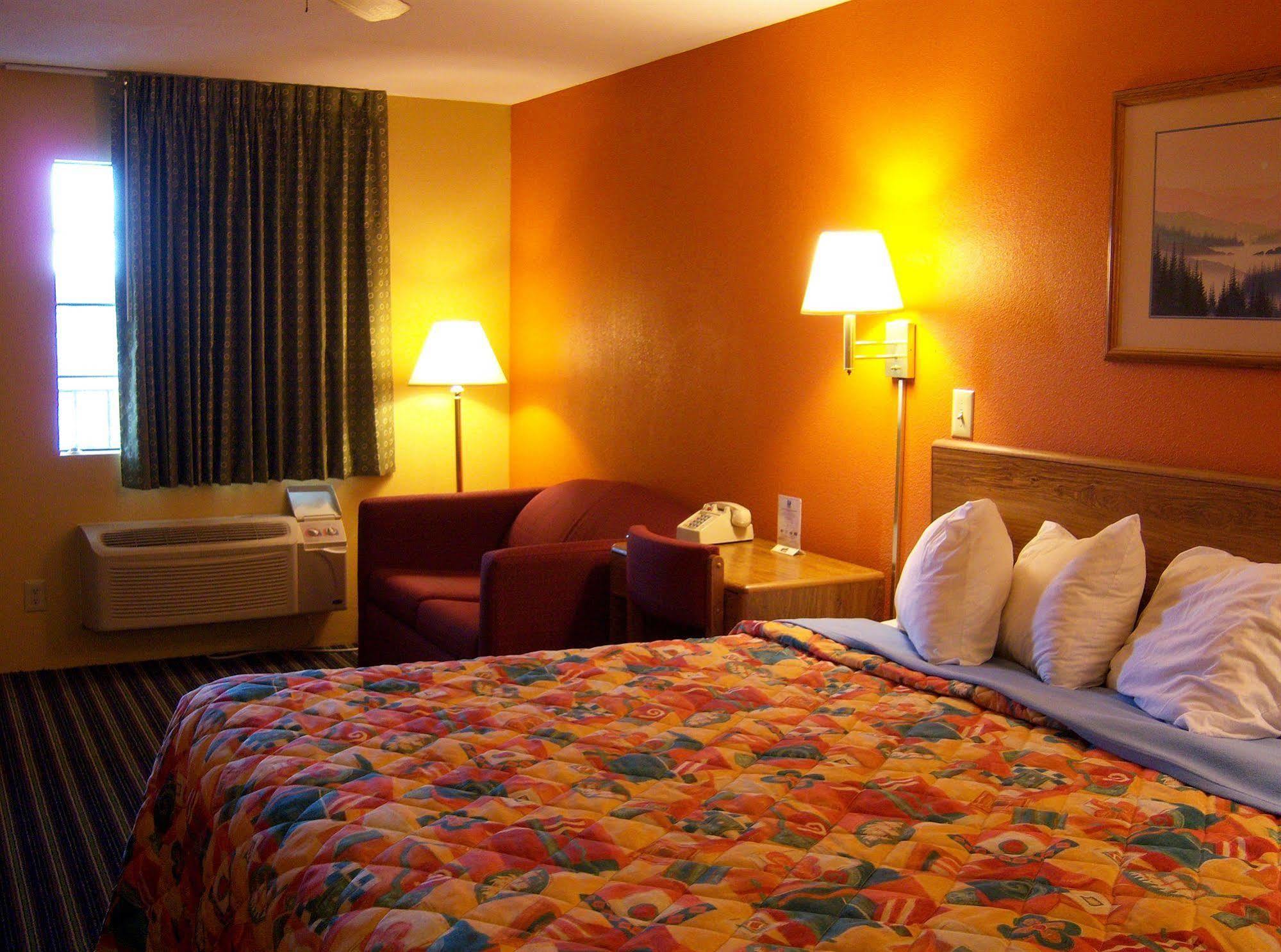 Days Inn Guntersville Exteriör bild